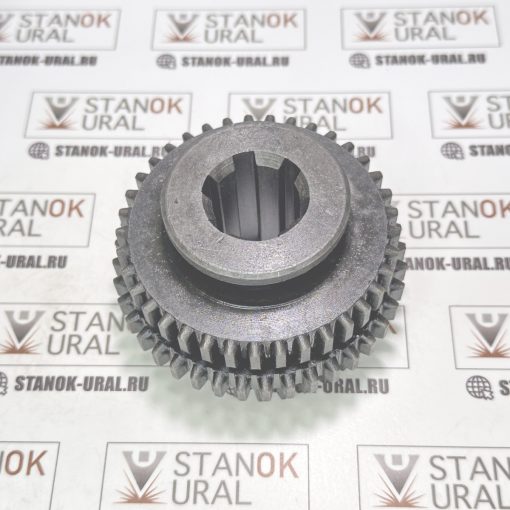 Шестерня трехвенцовая подвижная 5 оси кп фрезерного станка 6м82 6М82 4 56Н