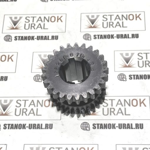 Шестерня двухвенцовая коробки подач токарного станка 16к20 16б20п.070.428