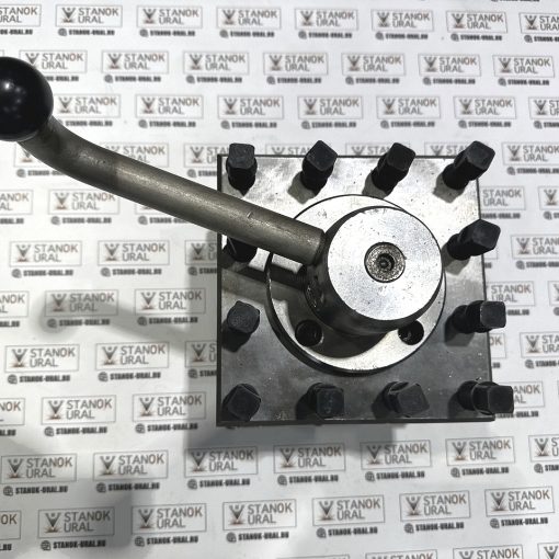 Резцедержатель в сборе с рукояткой и болтом токарного станка 1м63 Рязань (1м63.02.166СБ)