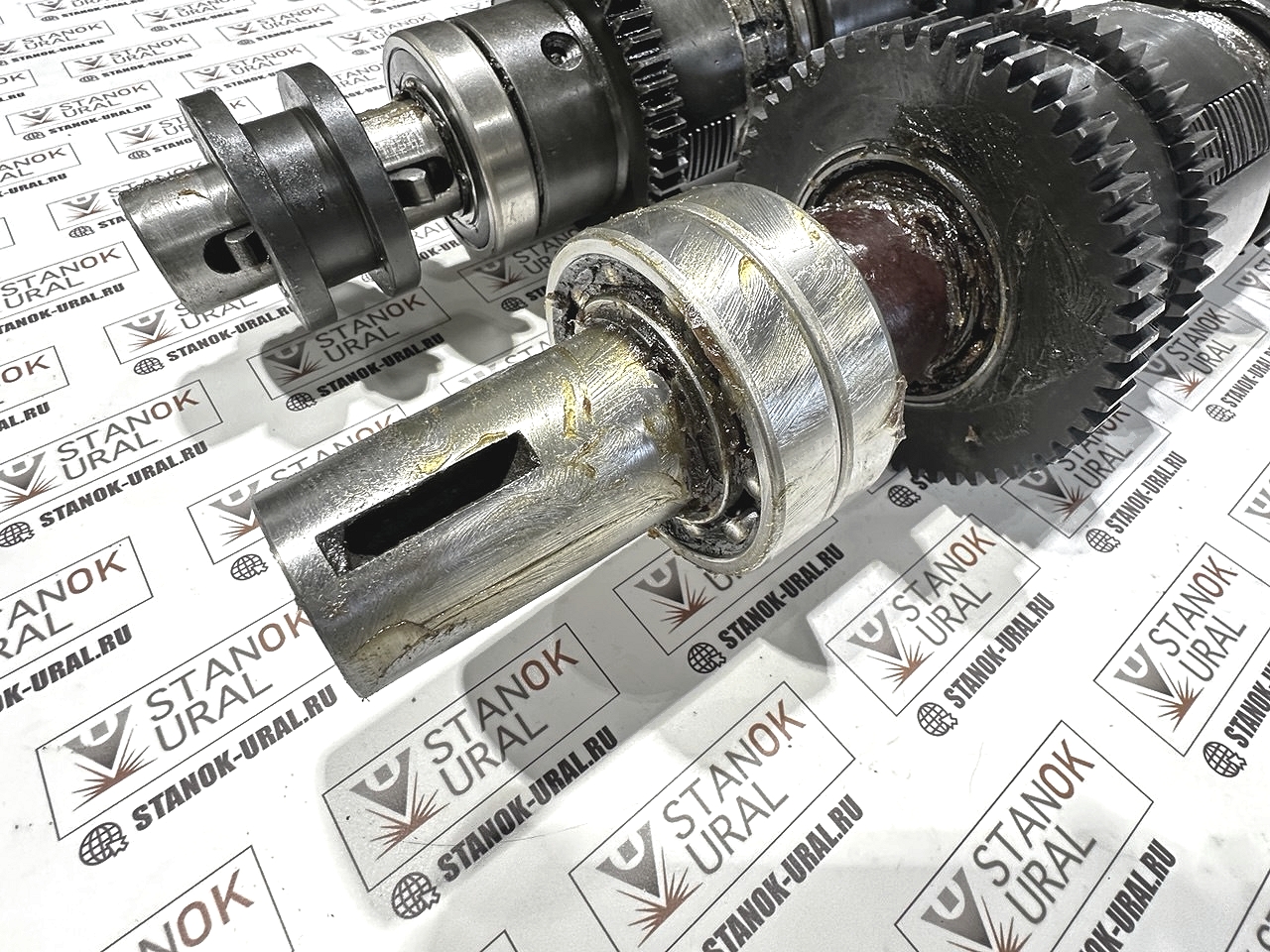 Вал фрикционный в сборе 1 оси кс тс 16к20 (16к20.020.420СБ)