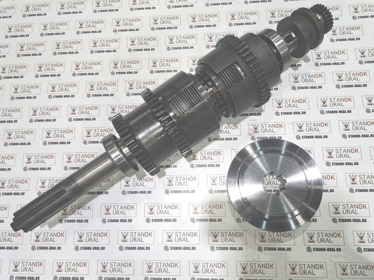 Вал фрикционный 1 оси токарного станка 1м63 8ми шлицевой ф42(8х36х42х7) Рязань