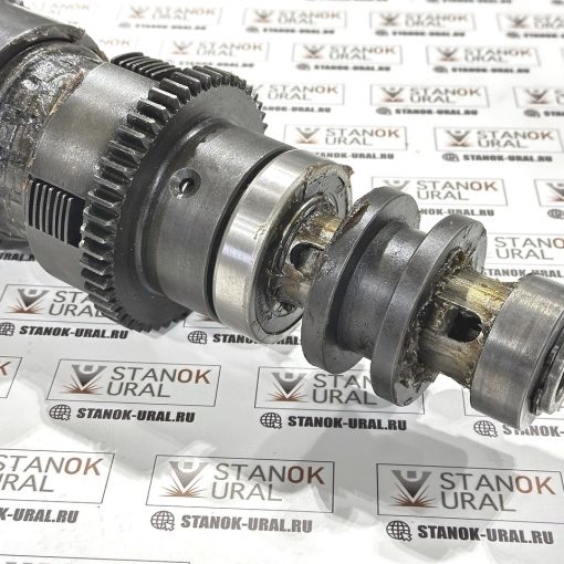 Вал фрикционный в сборе 1 оси кс тс 1к62 (10 ти шлицевой) (1к62.02.310сб)