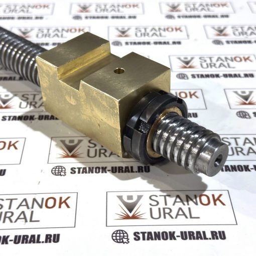 Винтовая пара с гайками поперечной подачи токарного станка 16к20.050.401/201/202СБ 16к20.050.401/201/202СБ