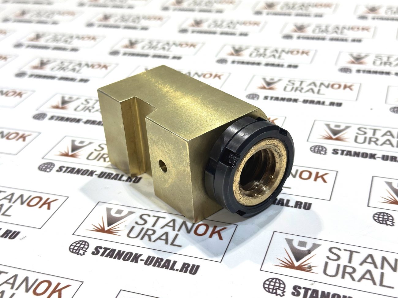 Винтовая пара с гайками поперечной подачи токарного станка 16к20.050.401/201/202СБ 16к20.050.401/201/202СБ