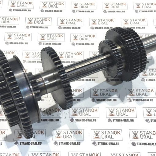 Вал 3 оси коробки скростей токарного станка 16к20 в сборе без подшипников 16к20.020.404сб