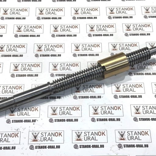 Винтовая пара пиноли задней бабки с гайкой токарного станка 1к62.03.37/16СБ 1к62.03.37/16сб