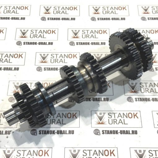 Вал 14 оси коробки подач в сборе с шестернями токарного станка 16к20 (без подшипников) 16б20п.070.403сб